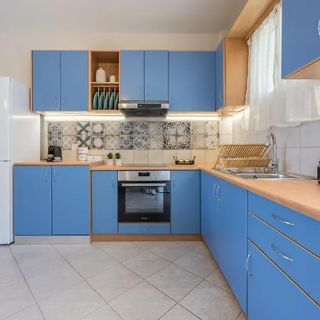 Apaggio Di - Private Parking & Sea View Apartment